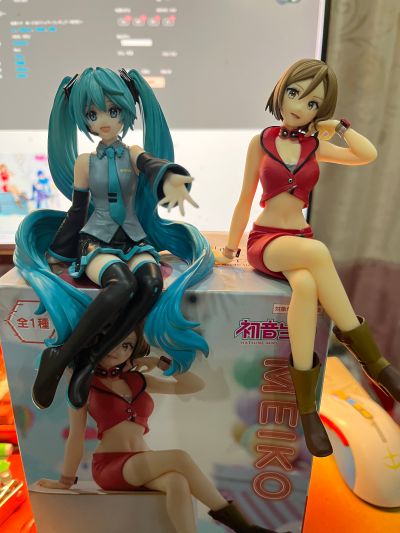 初音未来系列压泡面人偶ーMEIKOー