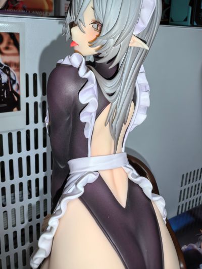 爱偷懒的调皮女仆 希维尔