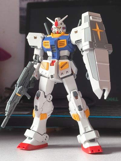 HG 1/144 高达7号机
