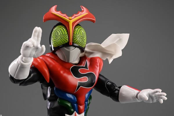 S.H.Figuarts(真骨雕制法) 假面骑士强人