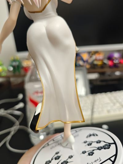 Trio-Try-iT 超级索尼子 白色旗袍