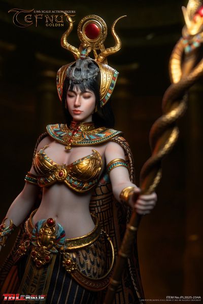泰芙努特 金色