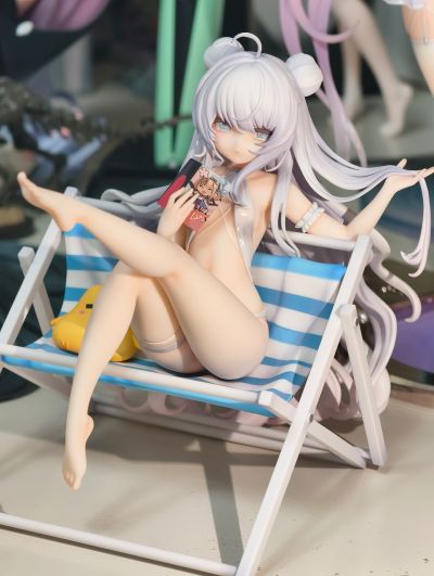 碧蓝航线 恶毒 秘密基地的Mercredi