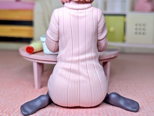 POP UP PARADE 坐吧！望月小姐