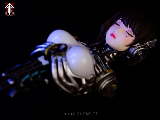 《灵笼》ASH 1/4半身像 手办