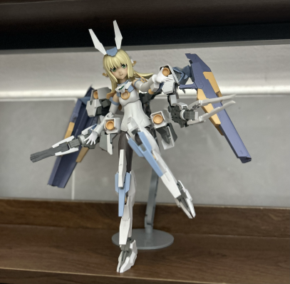 大比例 机甲少女 猎刃