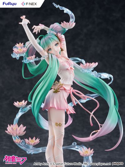 初音未来 睡莲
