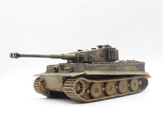 35146 1/35 德国  虎式 重型坦克 I 后期生产型