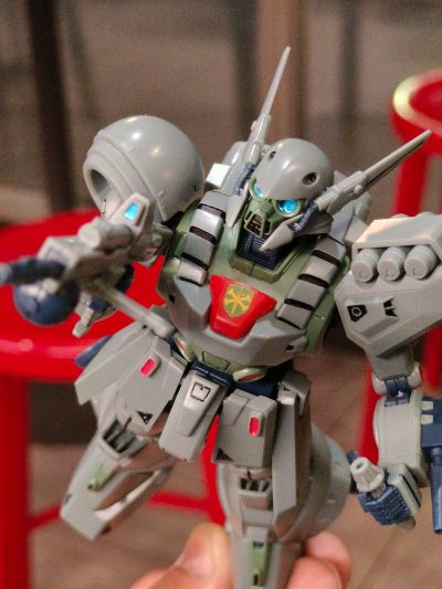 RE/100 1/100 迪南·格