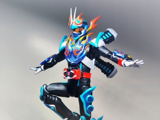 S.H.Figuarts   加拉特隆