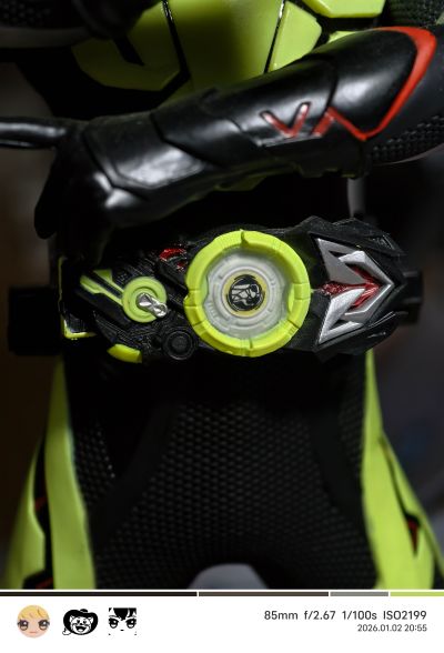 一番赏假面骑士零一 假面骑士零一 高跃飞蝗 发光版