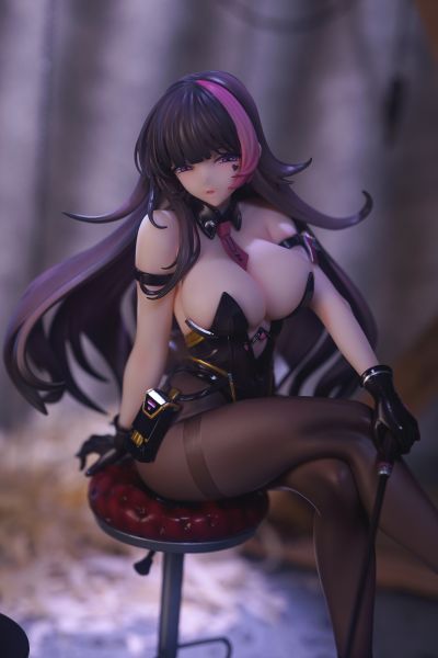 审讯官 宇佐美薰