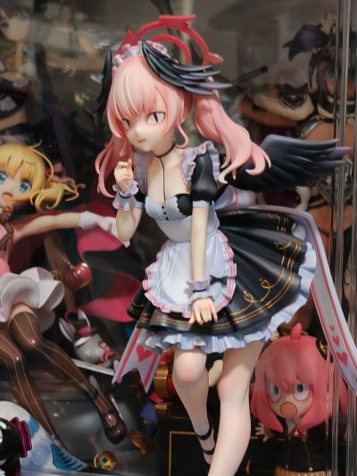 蔚蓝档案 下江小春 图书馆见习女仆