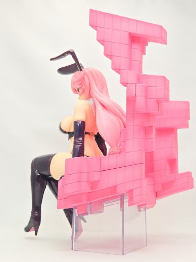 欺诈兔 坐姿兔女郎