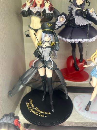 艺术家杰作+ 更衣人偶坠入爱河 喜多川海梦~黑山梗菜~