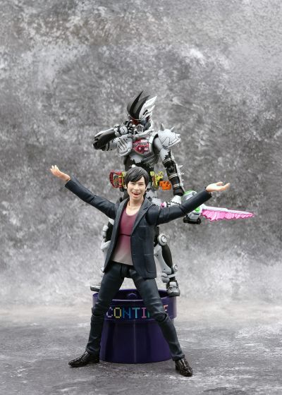 S.H.Figuarts 假面骑士：艾克赛德 新檀黎斗 ～新的哀伤和快乐～