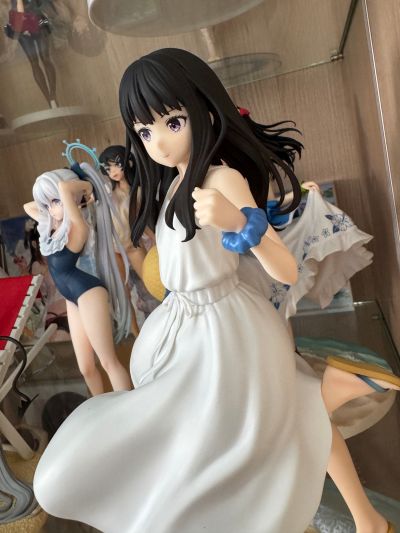 莉可丽丝 井上泷奈 白色连衣裙