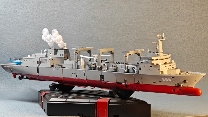 《超合金舰神》 901型综合补给舰变形机甲“精卫”