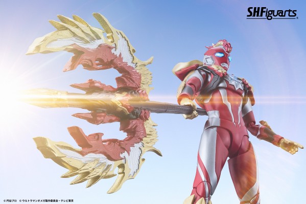 S.H.Figuarts 奥美迦奥特曼 朱雀装甲