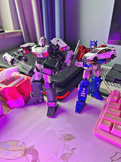 MDLX 变形金刚：起源 擎天柱/奥利安帕克斯