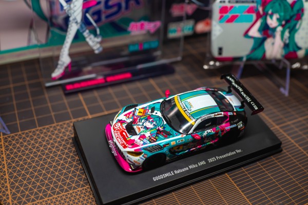 初音未来 GT企划 1/64 GOODSMILE 初音未来 AMG 2025 开幕战