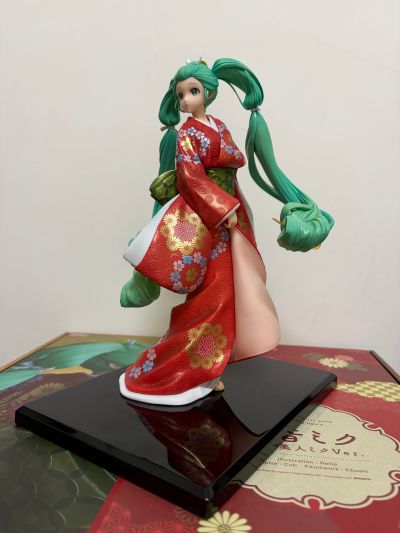 初音未来 回首美人图
