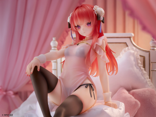 Silky Slinky 安娜 透明旗袍