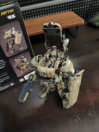 天启系列 铁幕 装甲攻击型机甲