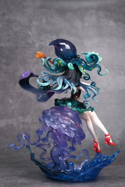 章鱼魔女