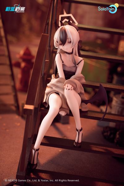 蔚蓝档案 鬼方佳代子（礼服）纪念大厅版