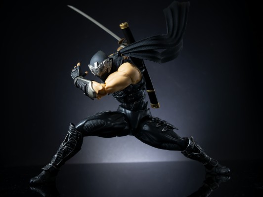 S.H.Figuarts 阿尼亚·福杰 -便装版本-