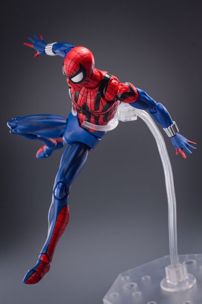 MAFEX 编号143 蜘蛛侠(本・莱利) 漫画版
