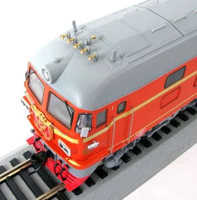 CD00222 东风4B DF4B内燃机车#2501“先锋号”京局庄段