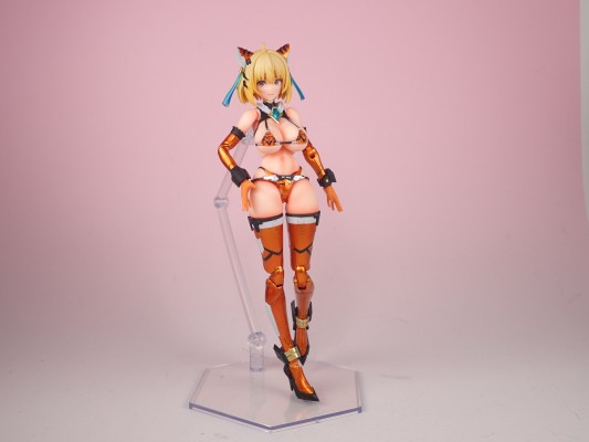 兔女郎服装计划 索菲亚· F· 希琳 虎纹泳装