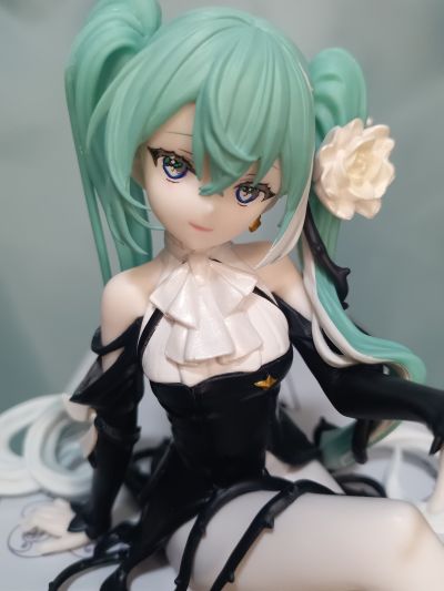 初音未来 压泡面人偶 花仙子系列—白玫瑰仙子—