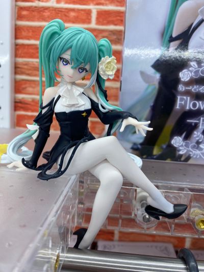 初音未来 压泡面人偶 花仙子系列—白玫瑰仙子—