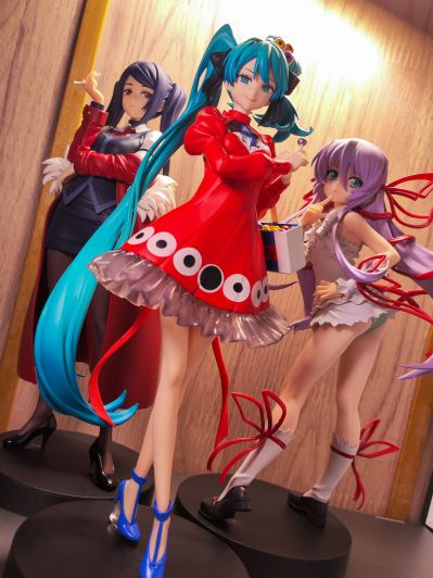 蔚蓝档案 仲正一花