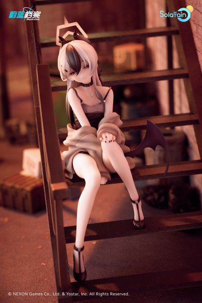 蔚蓝档案 鬼方佳代子（礼服）纪念大厅版