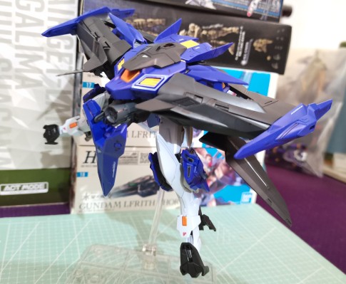 HG 1/144   幻象高达