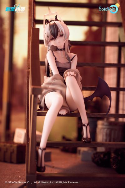 蔚蓝档案 鬼方佳代子（礼服）纪念大厅版