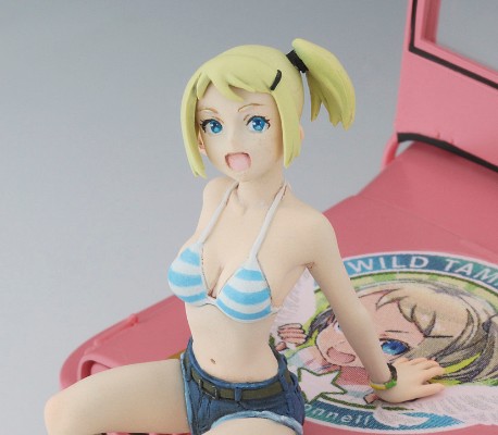 SP356 蛋机少女系列 狂野蛋机少女 No.01 1/4吨 4×4卡车“艾米·麦克唐纳” 附带手办