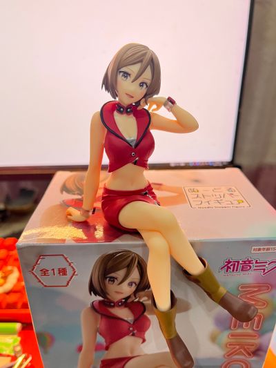 初音未来系列压泡面人偶ーMEIKOー