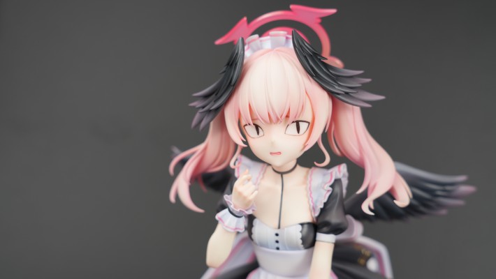 蔚蓝档案 下江小春 图书馆见习女仆