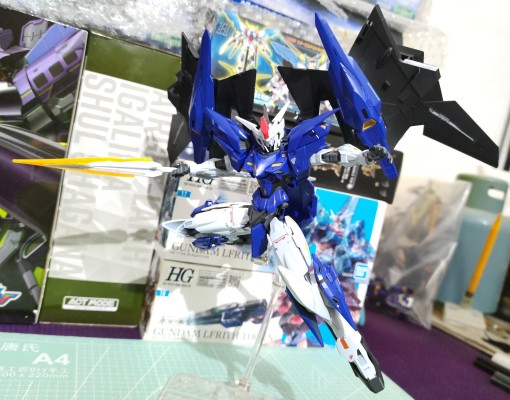 HG 1/144   幻象高达