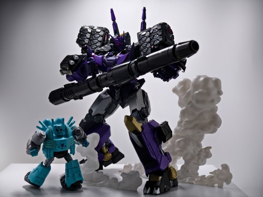 传奇版 「变形金刚」漫画版 塔恩