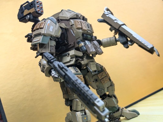 天启系列 铁幕 装甲攻击型机甲