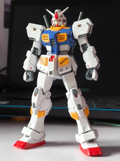 HG 1/144 高达7号机