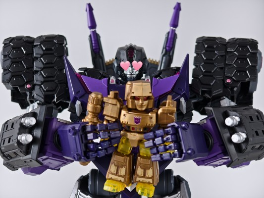 传奇版 「变形金刚」漫画版 塔恩