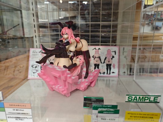 欺诈兔 坐姿兔女郎