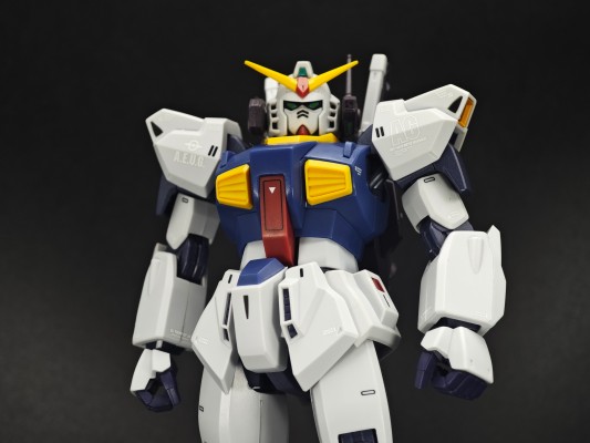 ROBOT魂 ＜机动战士系列＞ RX-178 高达Mk-II（幽谷样式） 剧中版 -Z高达40周年纪念款-